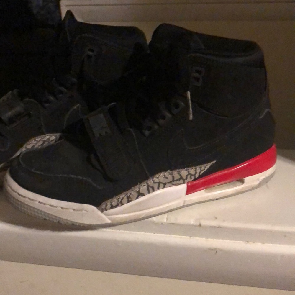 Boys Jordan sneakers red and black, gently worn